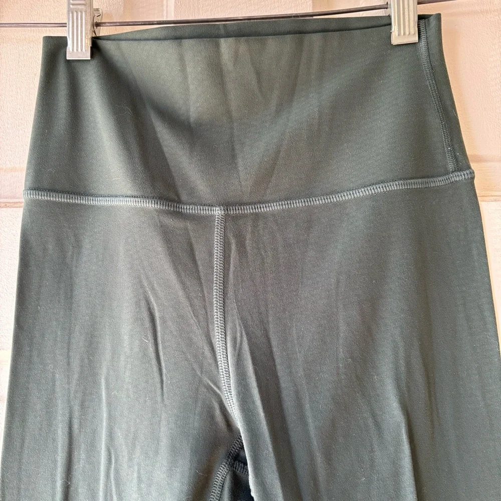 All in Motion Ultra High Rise 7/8 Leggings in Dark Green target xs